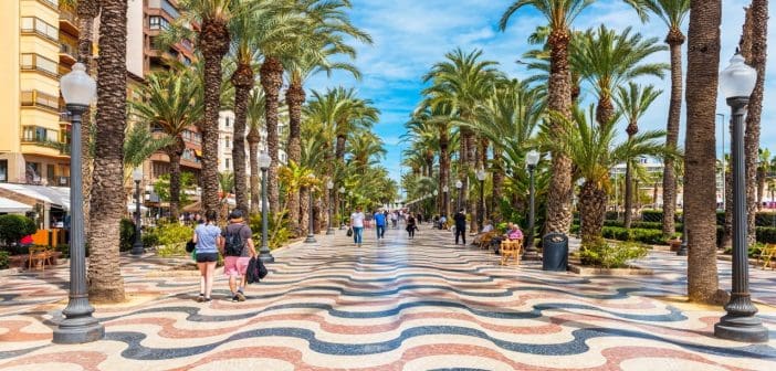 Cea mai frumoasa destinatie din SPANIA, la pret bun! Vacanta in Costa Blanca, 237 euro! (zbor + cazare 5 nopti)